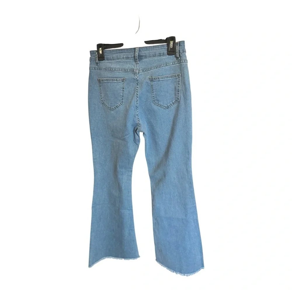 Light Blue Distressed Women’s Jeans